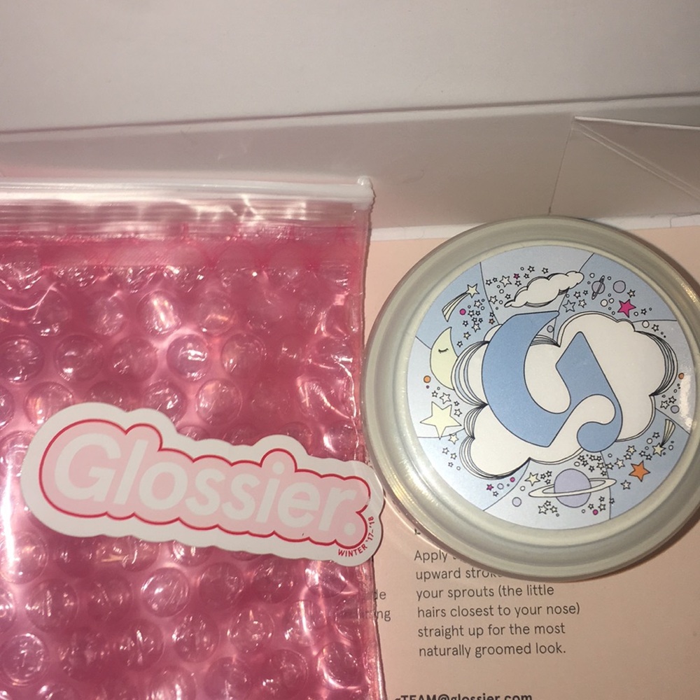 GLOSSIER MOISTURIZING MOON MASK 🌙 💦 💡